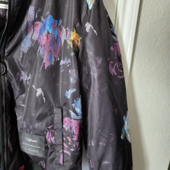 RARE Creamsoda Puffer Jacket, Amazing Design And Quality A Must Have - Picture 5 of 16
